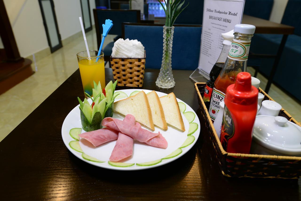 Pillow Backpacker Hostel (Adults Only) Hanoi Exteriör bild