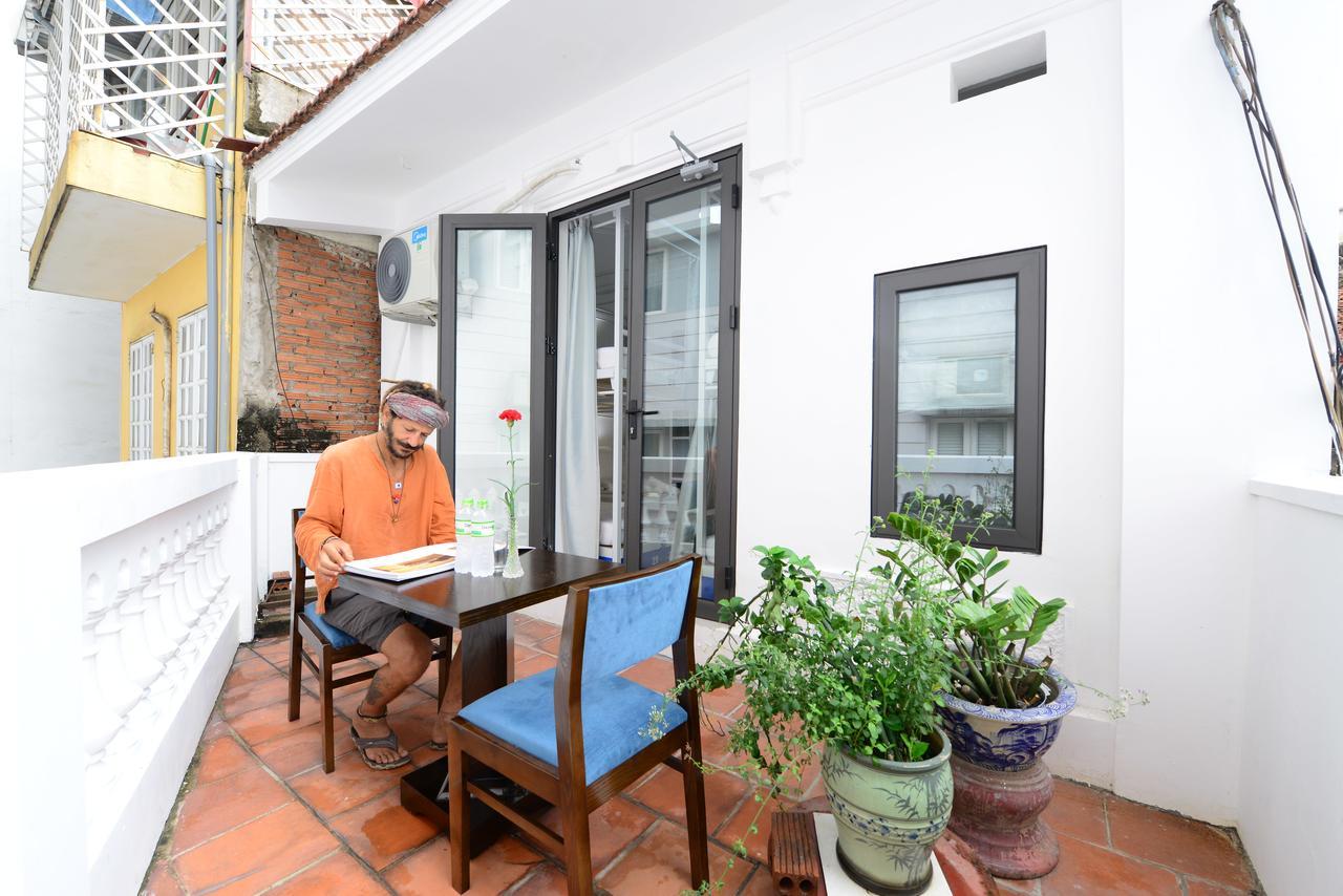 Pillow Backpacker Hostel (Adults Only) Hanoi Exteriör bild