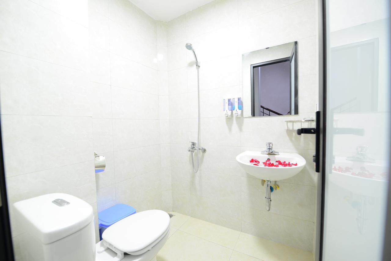 Pillow Backpacker Hostel (Adults Only) Hanoi Exteriör bild