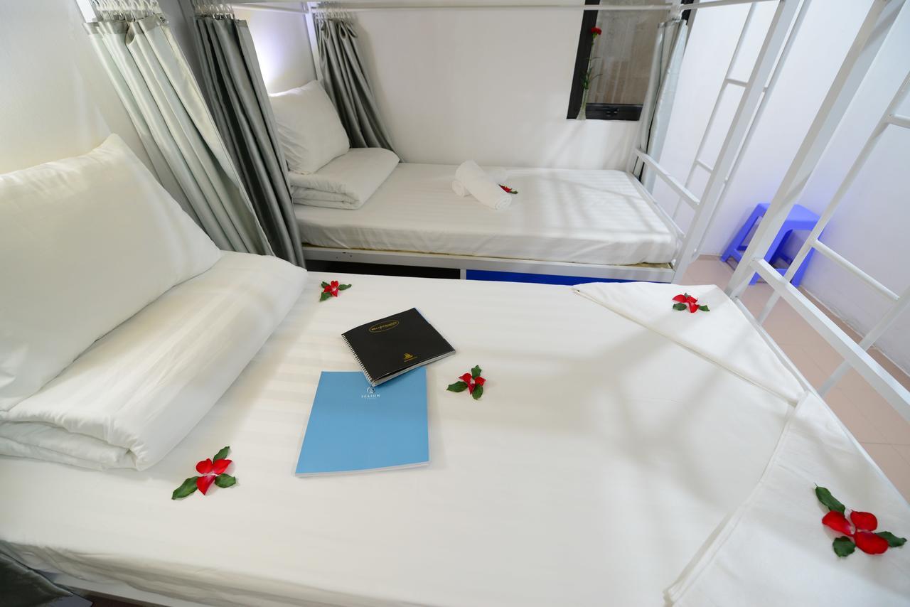 Pillow Backpacker Hostel (Adults Only) Hanoi Exteriör bild
