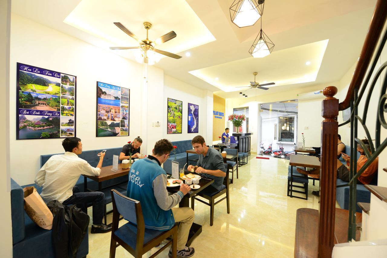 Pillow Backpacker Hostel (Adults Only) Hanoi Exteriör bild